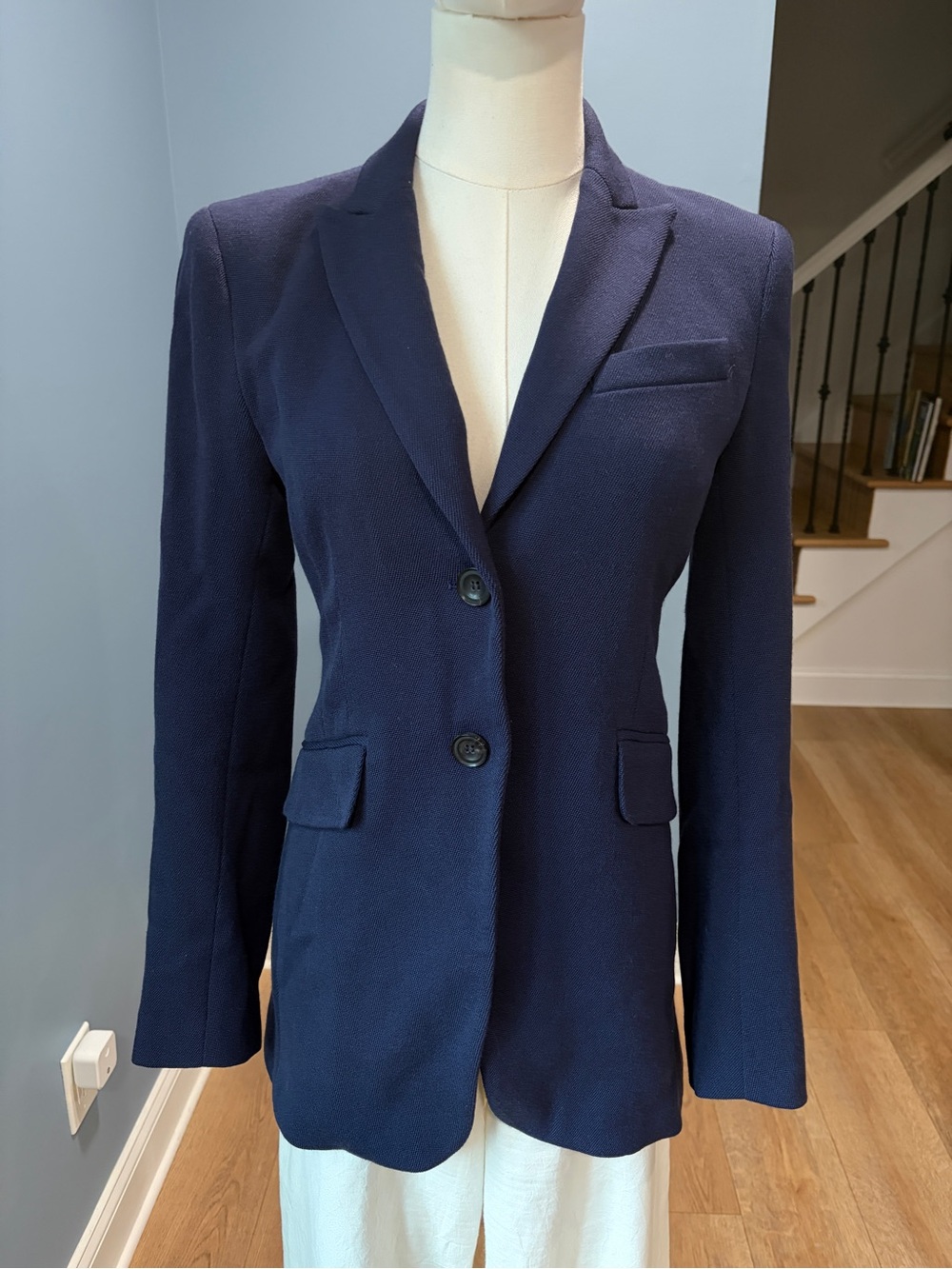 Theory Navy Blue Wool Blend Tailored Blazer Jacket Size 4